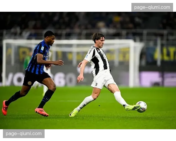 国际米兰控球率高达67%但迟迟无法破门,迪马尔科进球因越位被VAR取消 国际米兰控球率高达67%但迟迟无法破门,迪马尔科进球因越位被VAR取消